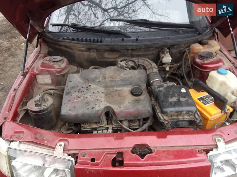Седан ВАЗ / Lada 2110 2004 в Мерефа фото 4 Седан ВАЗ / Lada 2110 2004 в Мерефа