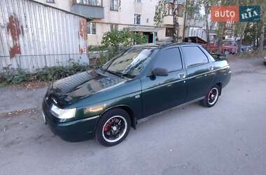 Седан ВАЗ 2110 2004 в 