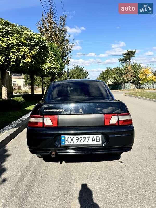 Седан ВАЗ / Lada 2110 2007 в Харькове