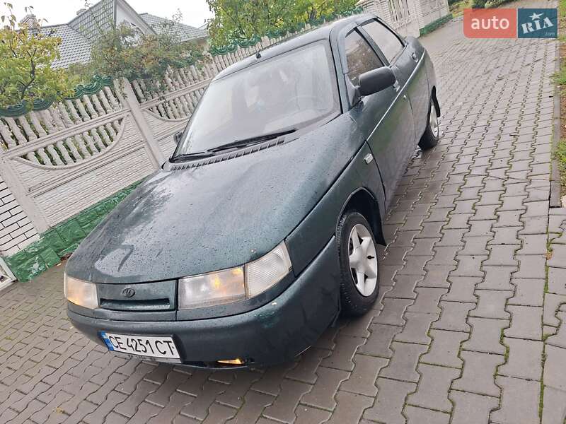 Седан ВАЗ / Lada 2110 2001 в Черновцах