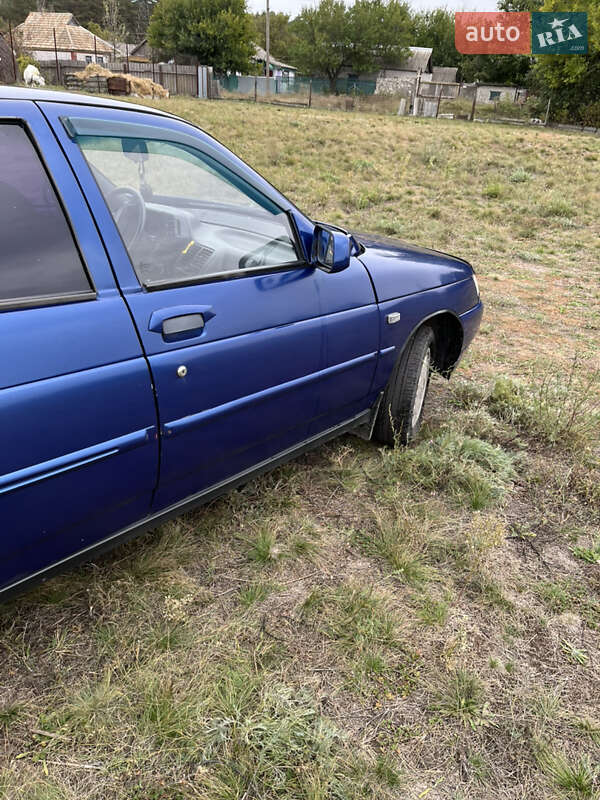 Седан ВАЗ / Lada 2110 2002 в Светловодске фото 8 Седан ВАЗ / Lada 2110 2002 в Светловодске