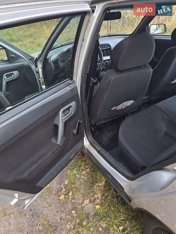 Седан ВАЗ / Lada 2110 2011 в Чернігові