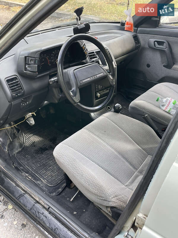 Седан ВАЗ / Lada 2110 2001 в Чугуеве