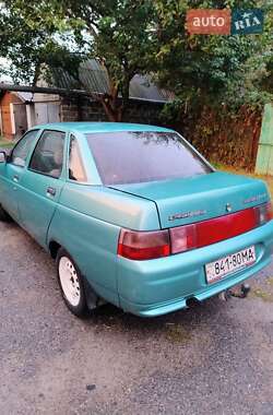 Седан ВАЗ 2110 2001 в 