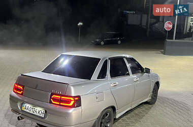 Седан ВАЗ 2110 2005 в 
