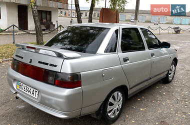 Седан ВАЗ 2110 2004 в 