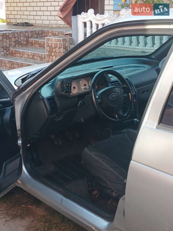 Седан ВАЗ / Lada 2110 2002 в Кропивницком