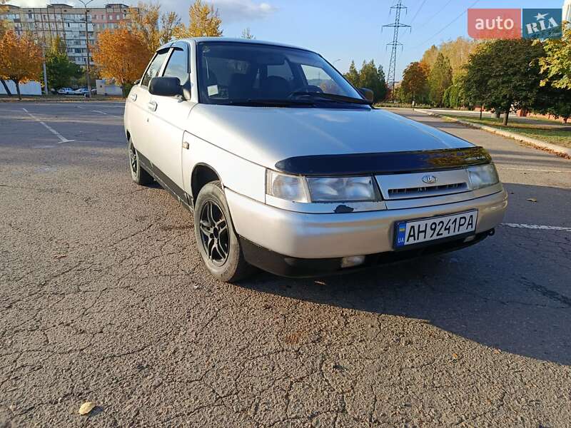 Седан ВАЗ 2110 2005 в 