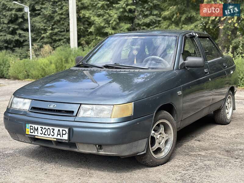 Седан ВАЗ 2110 2001 в 