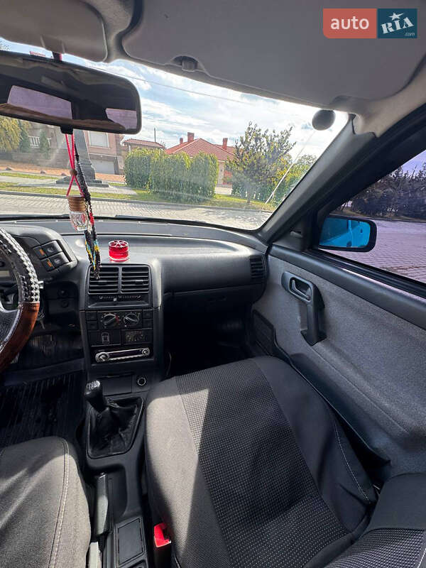 Седан ВАЗ / Lada 2110 2006 в Болграді