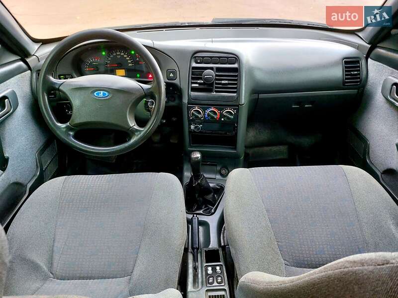Седан ВАЗ / Lada 2110 2009 в Тростянці