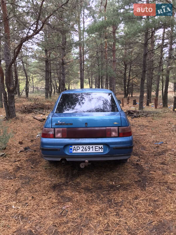 Седан ВАЗ / Lada 2110 2000 в Славутиче