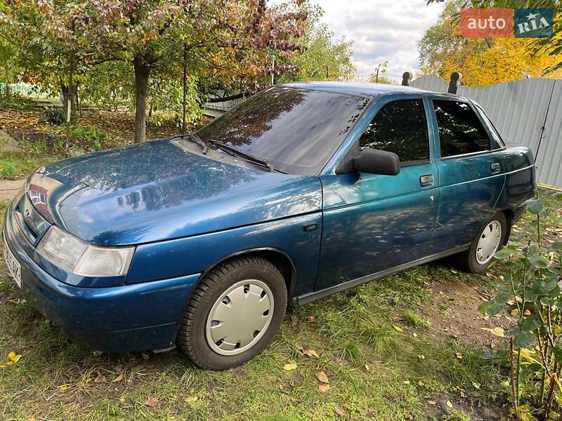 Седан ВАЗ / Lada 2110 2005 в Белозерье