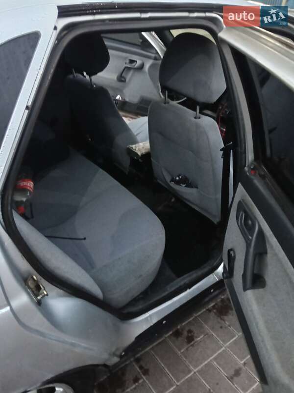 Седан ВАЗ / Lada 2110 2007 в Киеве фото 13 Седан ВАЗ / Lada 2110 2007 в Киеве