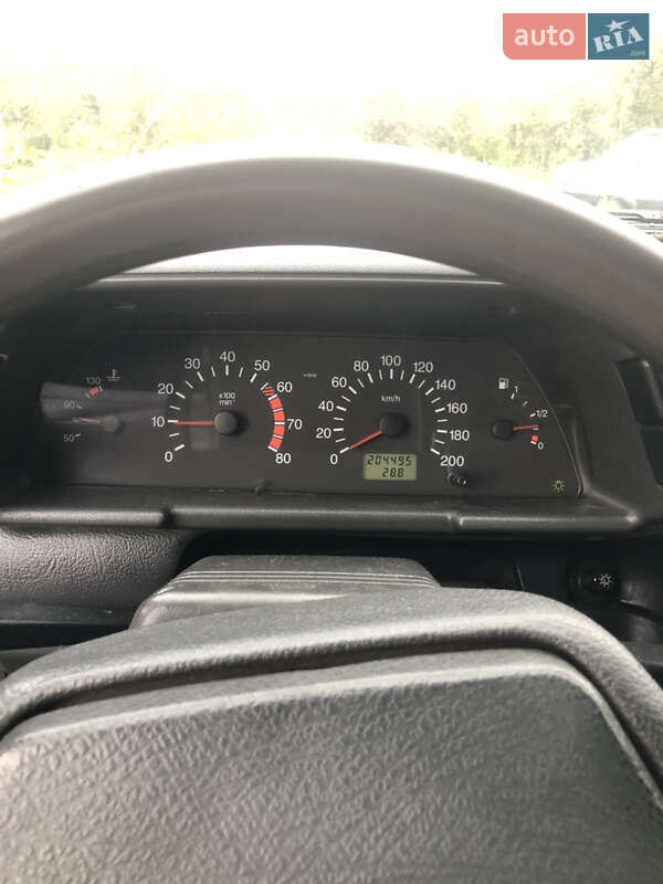 Седан ВАЗ / Lada 2110 2002 в Львове фото 10 Седан ВАЗ / Lada 2110 2002 в Львове