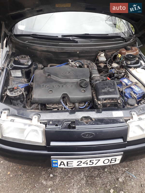 Седан ВАЗ / Lada 2110 2004 в Кривом Роге