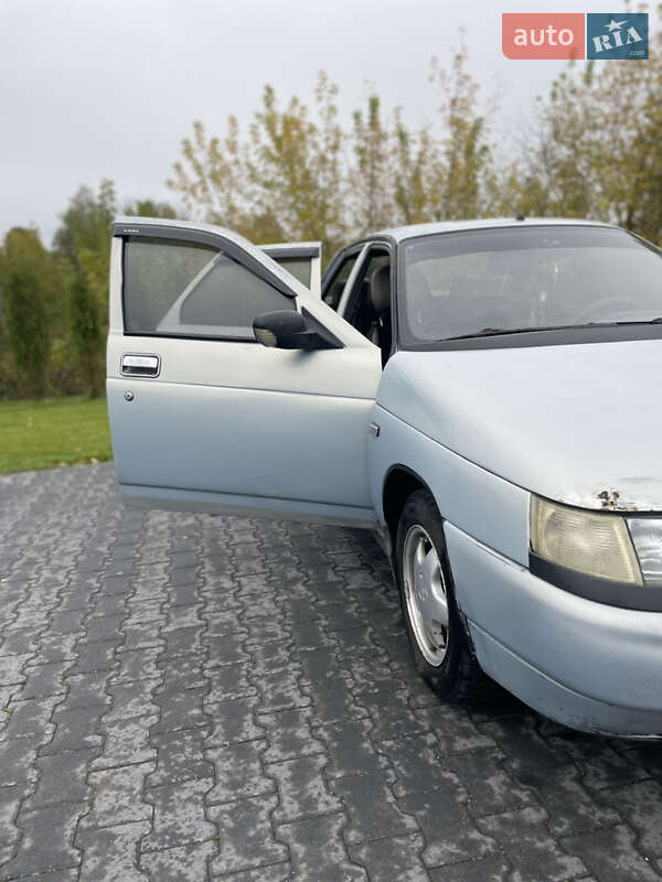 Седан ВАЗ / Lada 2110 2004 в Золочеве