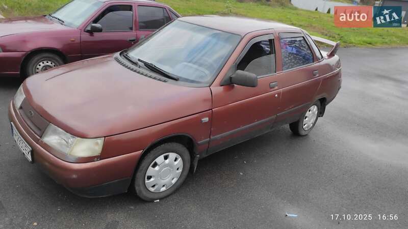 Седан ВАЗ / Lada 2110 1999 в Малине