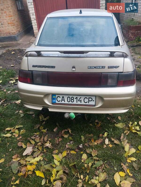 Седан ВАЗ / Lada 2110 2001 в Смеле