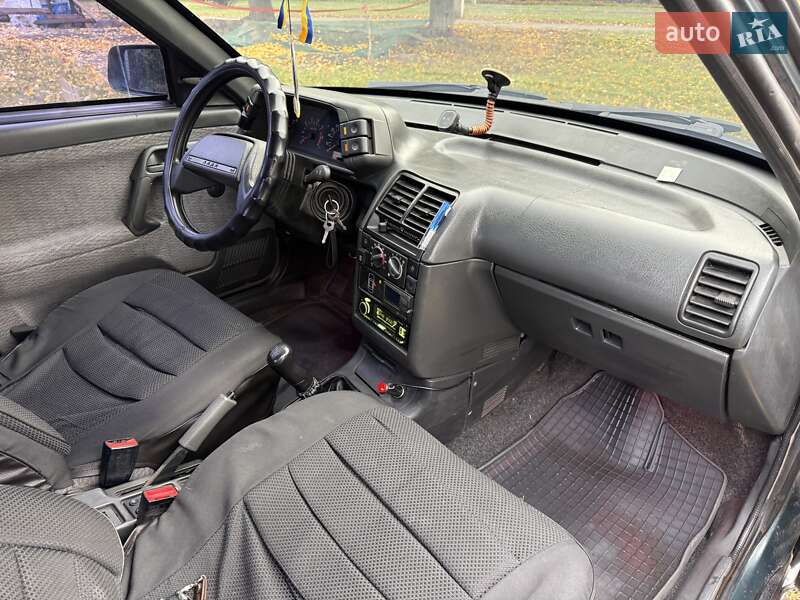 Седан ВАЗ / Lada 2110 2003 в Золотоноші фото 10 Седан ВАЗ / Lada 2110 2003 в Золотоноші