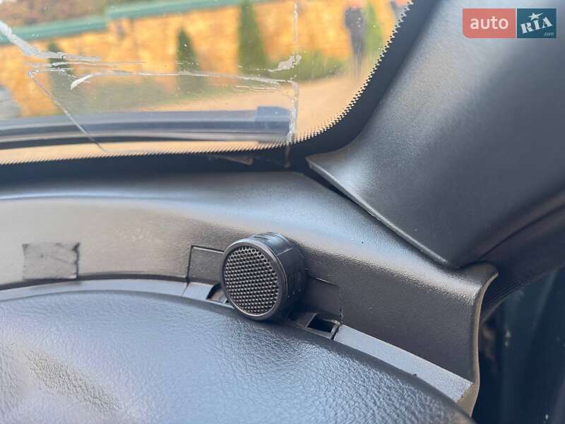 Седан ВАЗ / Lada 2110 2002 в Могилів-Подільському фото 6 Седан ВАЗ / Lada 2110 2002 в Могилів-Подільському
