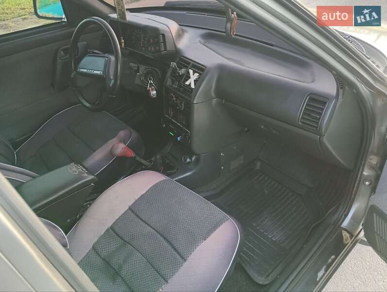 Седан ВАЗ / Lada 2110 2005 в Мирополі фото 4 Седан ВАЗ / Lada 2110 2005 в Мирополі