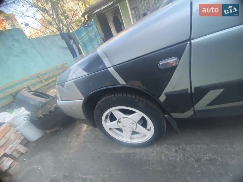 Седан ВАЗ / Lada 2110 2002 в Вишневом фото 6 Седан ВАЗ / Lada 2110 2002 в Вишневом