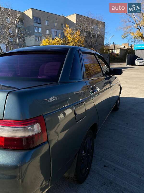 Седан ВАЗ / Lada 2110 2010 в П'ятихатках