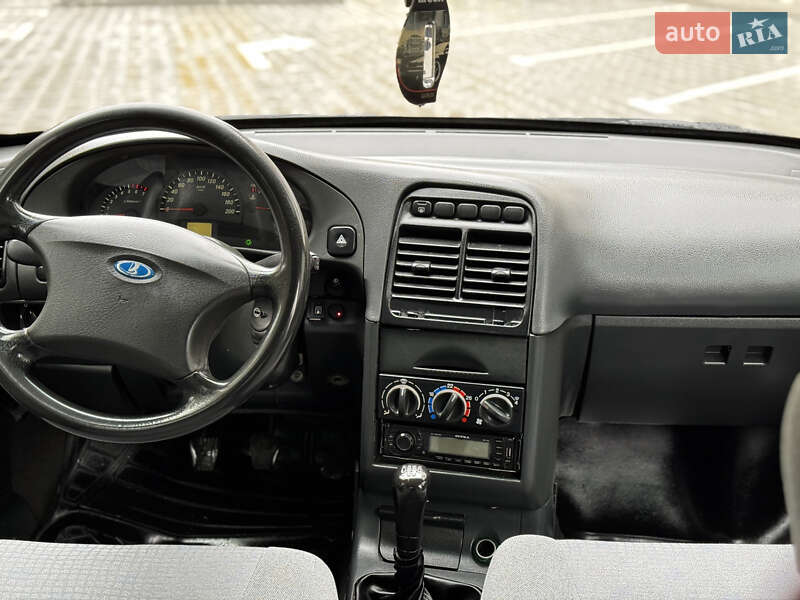 Седан ВАЗ / Lada 2110 2008 в Рівному