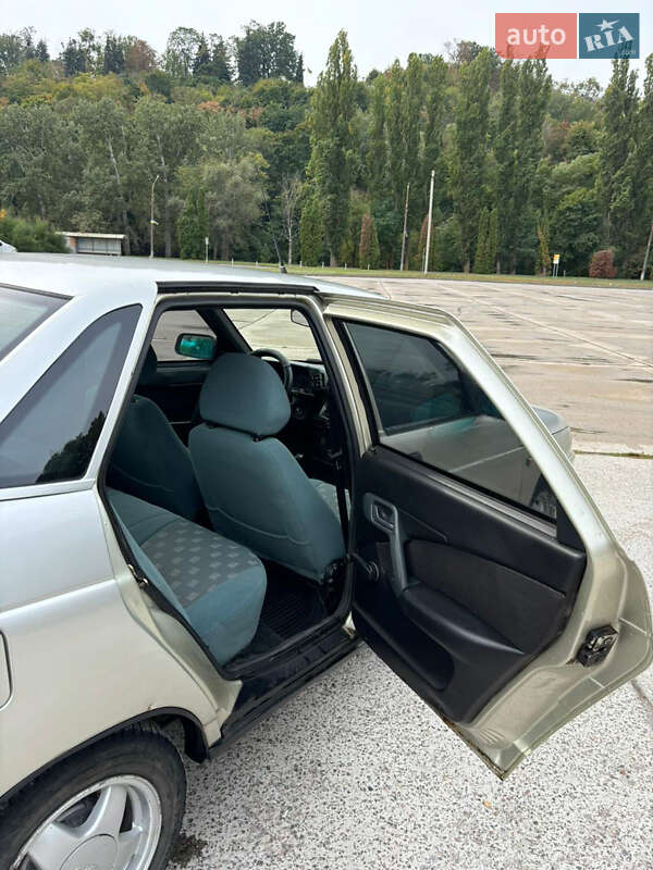 Седан ВАЗ / Lada 2110 2005 в Черкасах