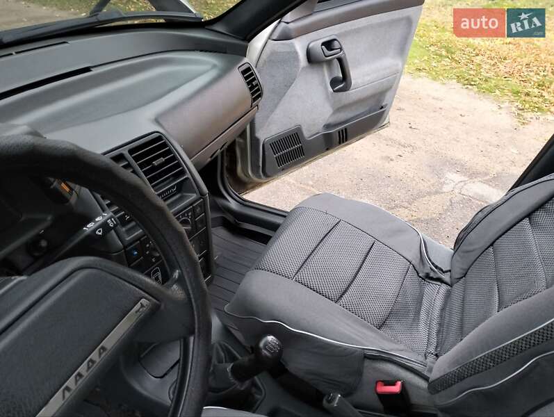 Седан ВАЗ / Lada 2110 2006 в Николаеве фото 7 Седан ВАЗ / Lada 2110 2006 в Николаеве