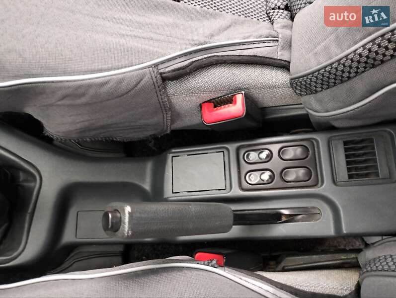 Седан ВАЗ / Lada 2110 2006 в Миколаєві фото 3 Седан ВАЗ / Lada 2110 2006 в Миколаєві