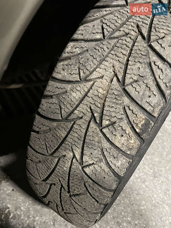 Седан ВАЗ / Lada 2110 2000 в Чернівцях