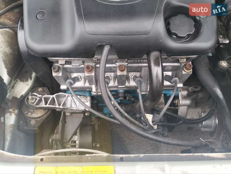 Седан ВАЗ / Lada 2110 2006 в Николаеве