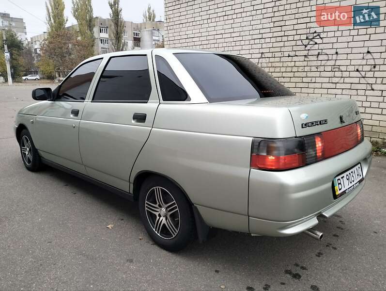 Седан ВАЗ / Lada 2110 2006 в Николаеве