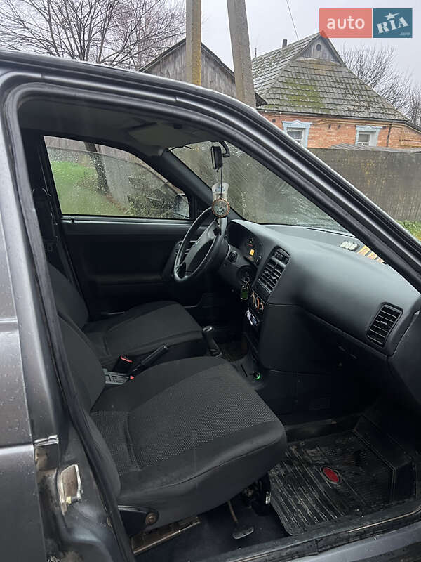 Седан ВАЗ / Lada 2110 2011 в Ромнах фото 8 Седан ВАЗ / Lada 2110 2011 в Ромнах