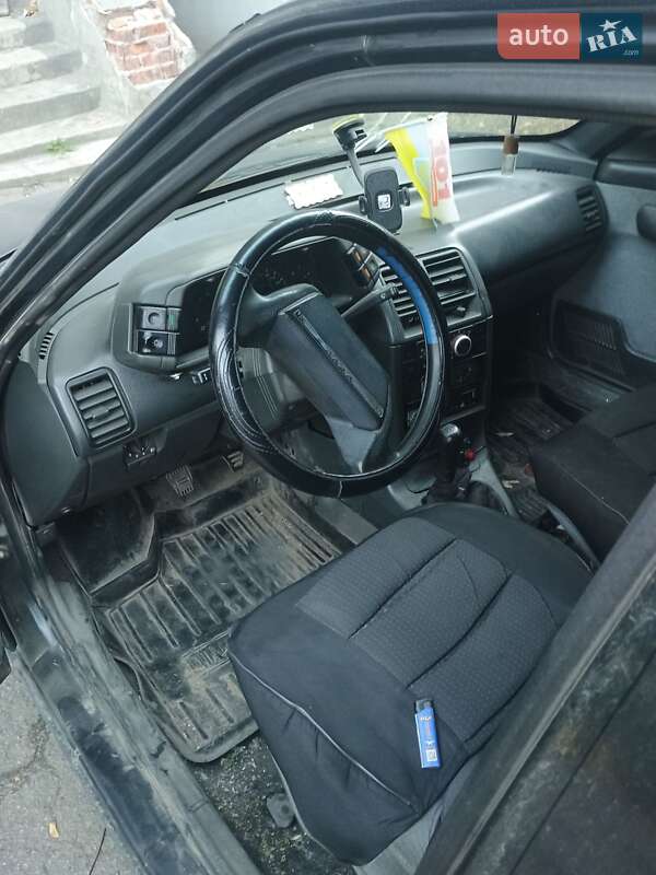 Седан ВАЗ / Lada 2110 2005 в Дніпрі