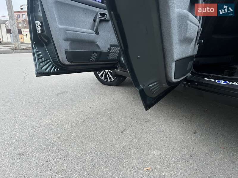 Седан ВАЗ / Lada 2110 2009 в Харькове фото 9 Седан ВАЗ / Lada 2110 2009 в Харькове