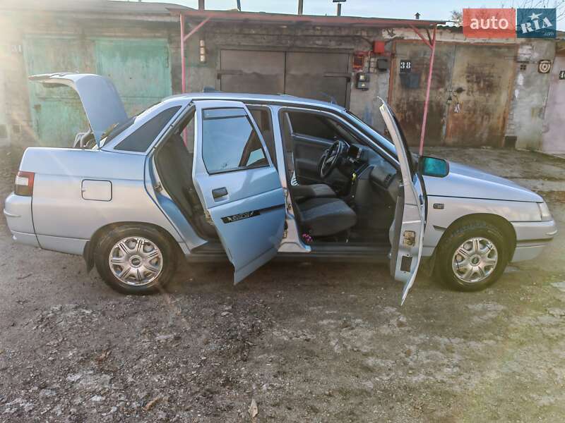 Седан ВАЗ / Lada 2110 2005 в Запоріжжі фото 19 Седан ВАЗ / Lada 2110 2005 в Запоріжжі