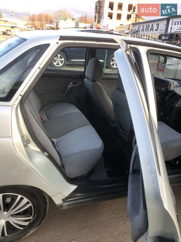 Седан ВАЗ / Lada 2110 2004 в Тернополе