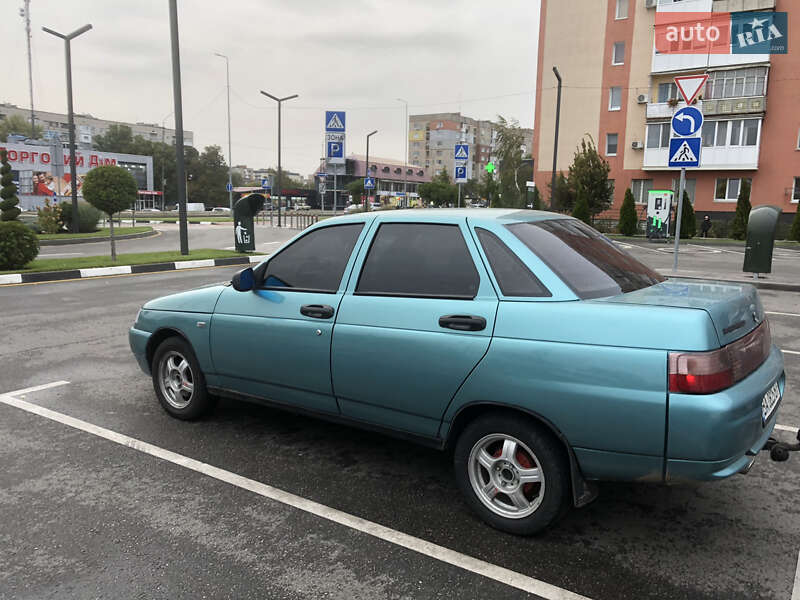 Седан ВАЗ / Lada 2110 2000 в Олександрії