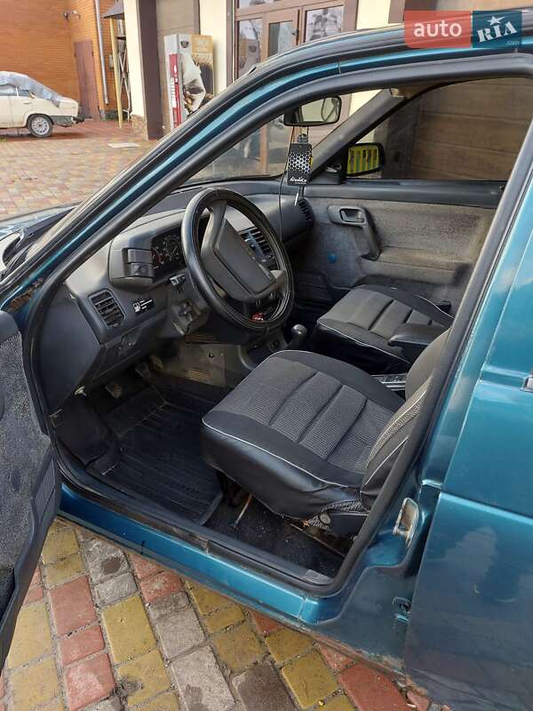 Седан ВАЗ / Lada 2110 1999 в Новій Водолагі