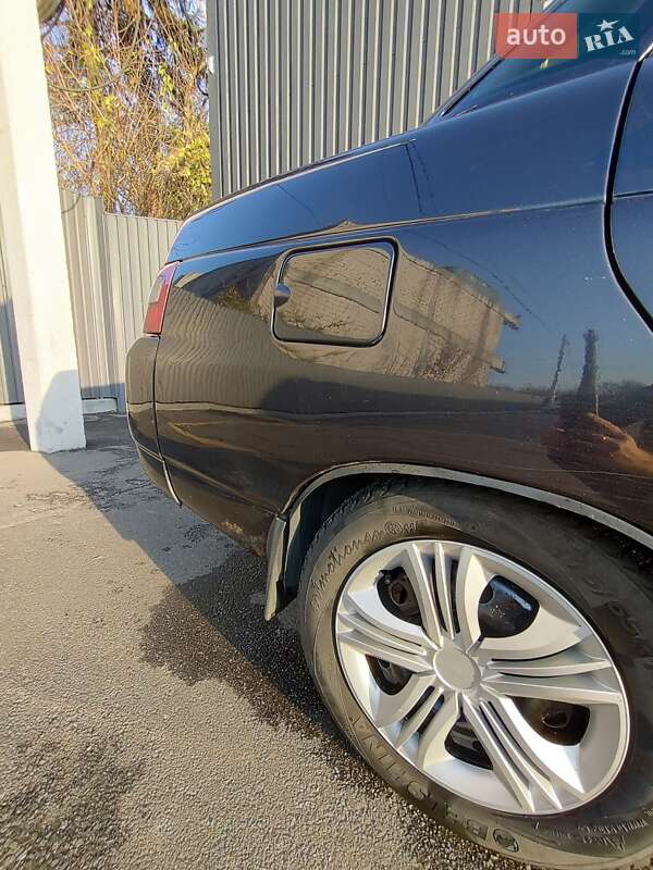 Седан ВАЗ / Lada 2110 2010 в Днепре