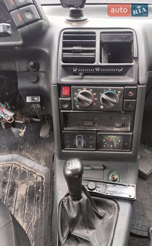 Седан ВАЗ / Lada 2110 2004 в Білій Церкві