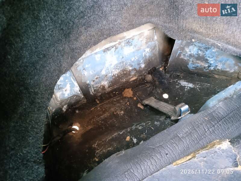 Седан ВАЗ / Lada 2110 2002 в Балаклії фото 24 Седан ВАЗ / Lada 2110 2002 в Балаклії