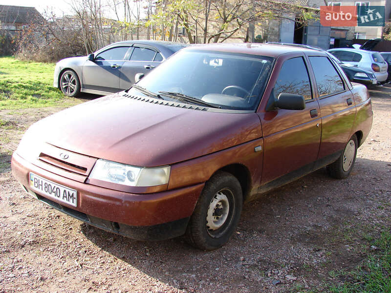 Седан ВАЗ / Lada 2110 1999 в Одессе