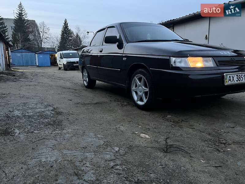 Седан ВАЗ / Lada 2110 2005 в Харькове