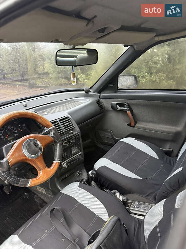 Седан ВАЗ / Lada 2110 2004 в Запоріжжі фото 11 Седан ВАЗ / Lada 2110 2004 в Запоріжжі