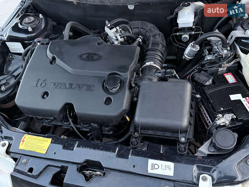 Седан ВАЗ / Lada 2110 2010 в Золотоноше