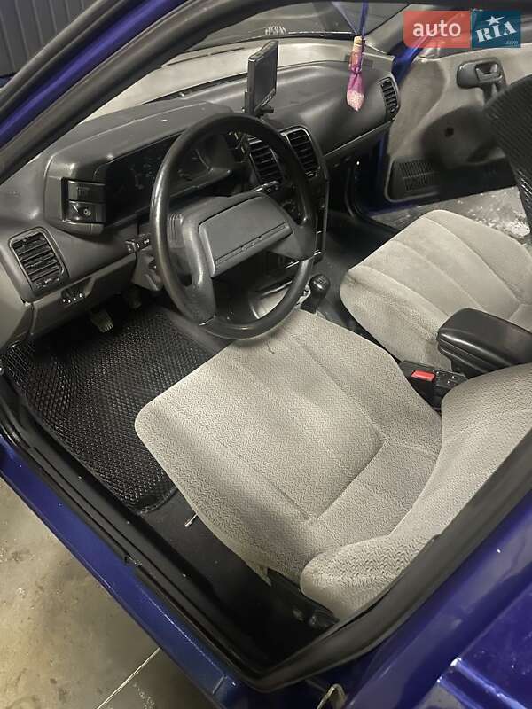 Седан ВАЗ / Lada 2110 2001 в Запорожье